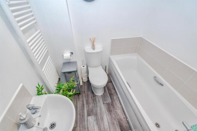 51, Water Reed Grove, Walsall, West Midlands, WS2 