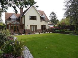 Oak Lodge, Maltings Drive, Epping CM16 6SH