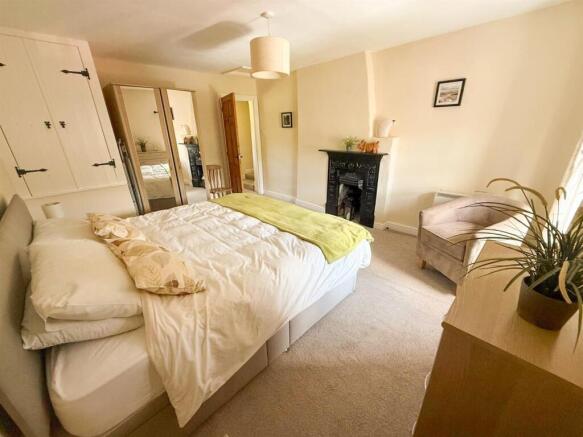 2 bed End of Terrace for sale Image 11