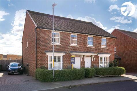 Freeman Close, Castle Hill, Ebbsfleet Valley, Swanscombe, DA10