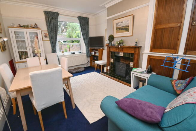 4 bed Terraced for sale Image 8