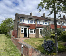 19, Northdene, Chigwell IG7 5JS