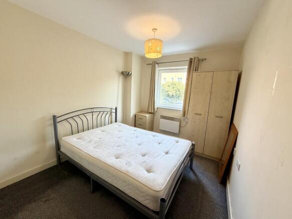 1 bed Apartment to rent Image 5