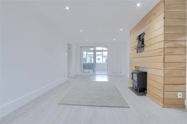 3 bed Terraced for sale Image 5