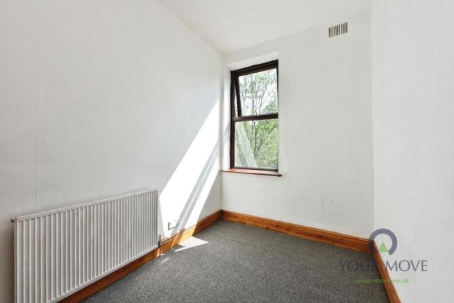 3 bed Terraced for sale Image 10