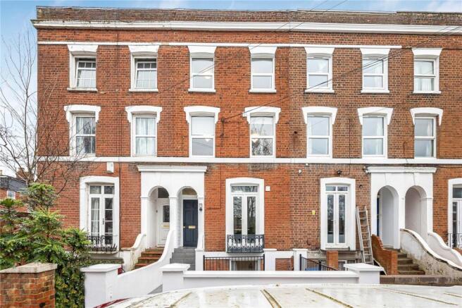 4 Bedroom Terraced in RG1 7YW