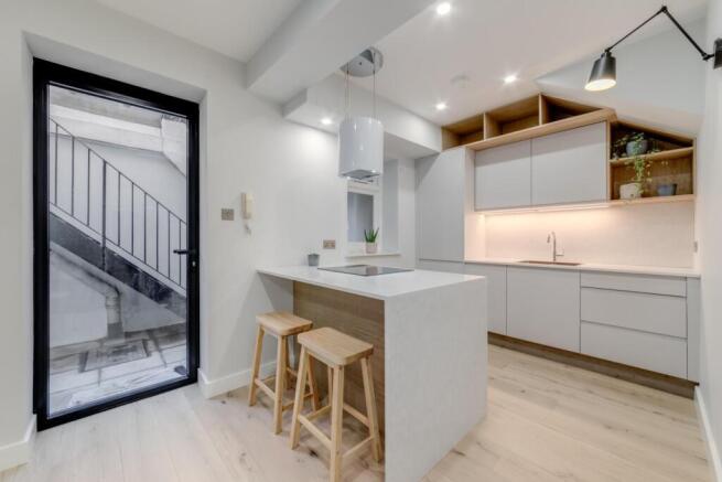 KITCHEN 2.jpg