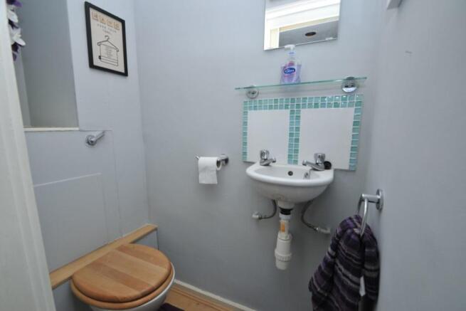 Cloakroom / WC