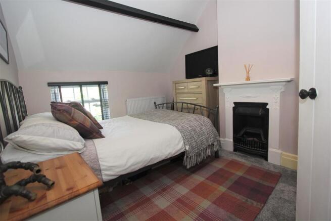 Bedroom 2.jpg