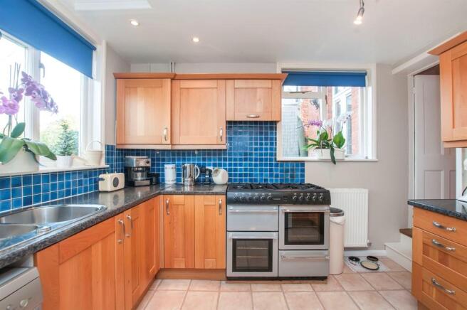 Fitted Kitchen
