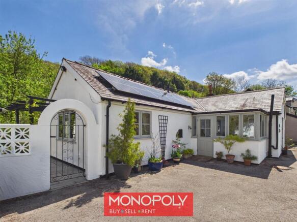 Glan Y Afon Cottage