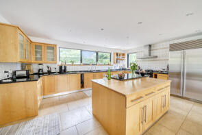 High Wall, Road Running Through Waterstock, Waterstock, Oxford OX33 1JT