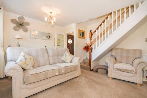 Rochester Road, Barnsley, S71