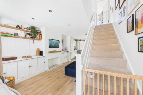 Caernarvon Road, Chichester