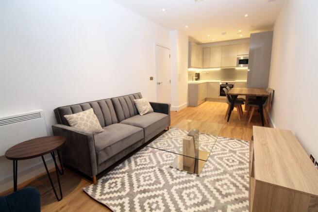 1-bed flat on Westgate House, West Gate, Ealing, £375,000