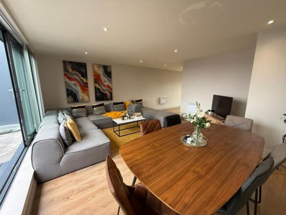 WhatsApp Image 2025-07-03 at 16.48.25 (1).jpeg