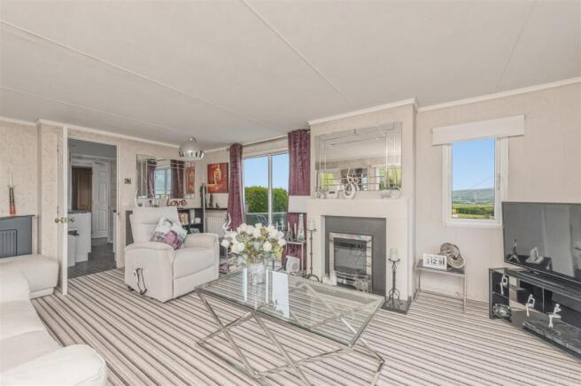 1 bed Park Home for sale Image 9