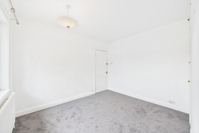 3 bed Terraced to rent Image 9
