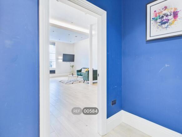 1 bed Apartment to rent Image 12