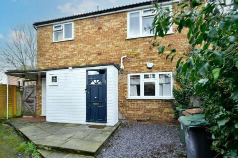 Highview Close, Potters Bar, EN6