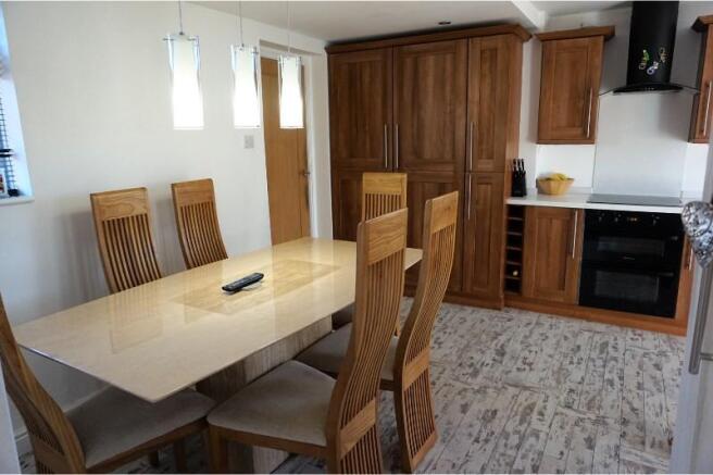 Kitchen / Diner