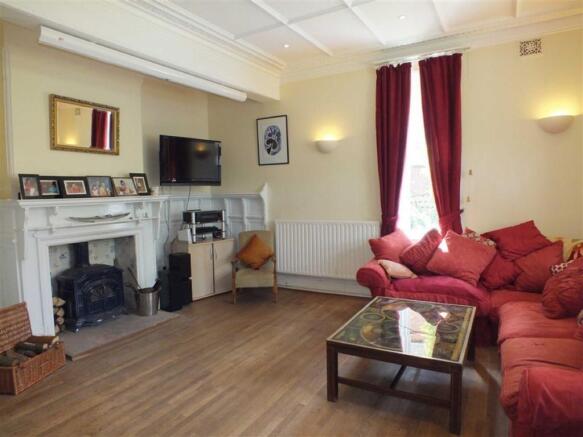 SITTING ROOM