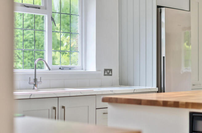 1315835-10-685d45...