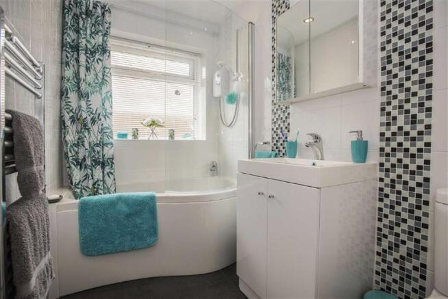 Ground Floor Bathroo