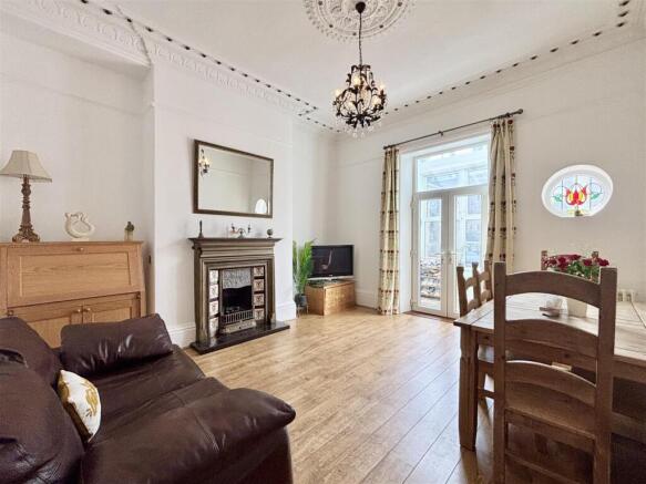 Pasture Lane, Clayton, Bradford photo 5