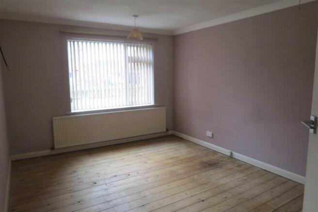 Bedroom 1: