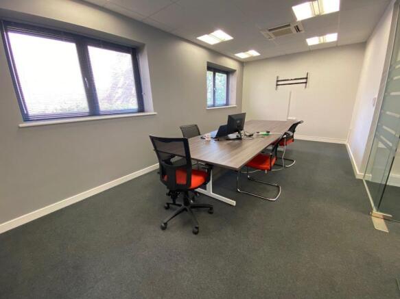 Photo 4