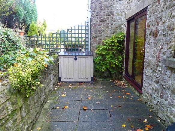 Photo 9