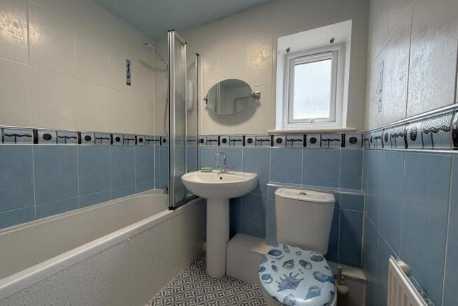 3 bed Semi-Detached for sale Image 7