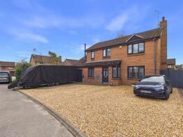 15, Provis Mead, Chippenham SN15 3UA