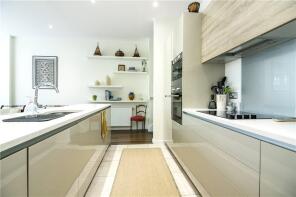 1c, Stanley Road, London W3 8FT