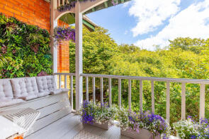 Flat 2, 26, Douglas Road, Bournemouth BH6 3ER
