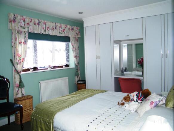 Bed 1.JPG