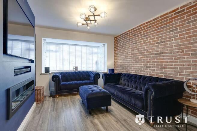 4 bed Semi-Detached for sale Image 11