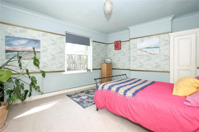 3 bed End of Terrace to rent Image 6