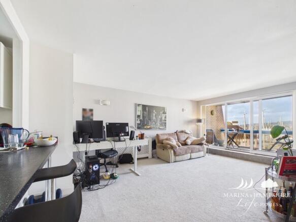 CAM03915G0-PR0034...