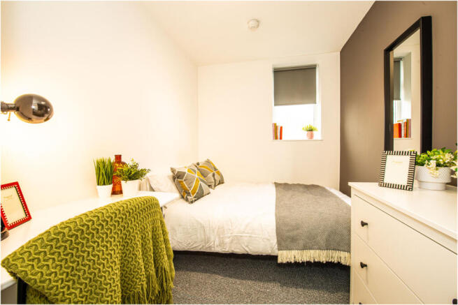 1 bed House Share to rent Image 6