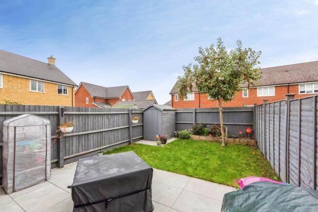 Parker Close, Brize Norton, Carterton photo 3