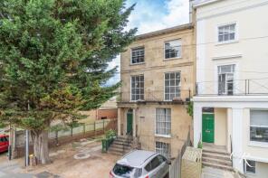 Flat 1, 50, Grosvenor Street, Cheltenham GL52 2SG