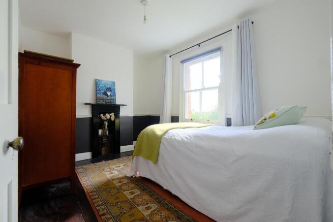 Double bedroom 2, sash window