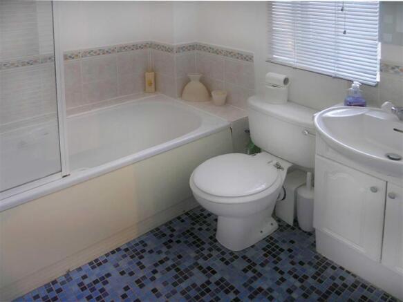 En Suite Bathroom