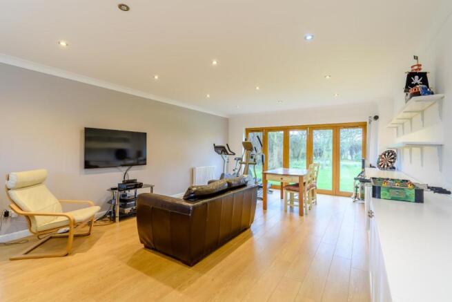 8415347-interior19-800.jpg