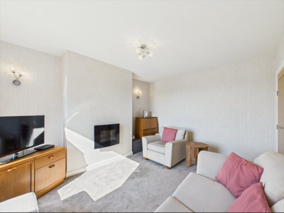 2 bed Semi-Detached Bungalow for sale Image 5