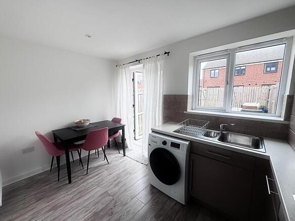 Stephenson Way, East Benton Rise, Wallsend photo 4