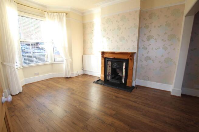 FRONT RECEPTION ROOM