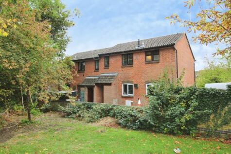 Oakwood Road, Westlea, SN5